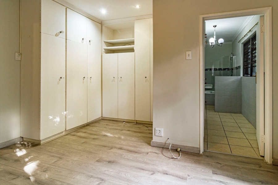 8 Bedroom Property for Sale in Helderberg Estate Western Cape